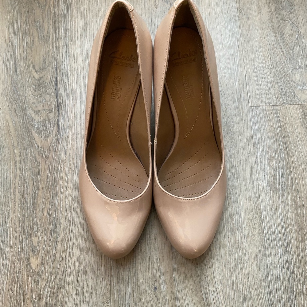 Clarks Women's Beige Patent Heels